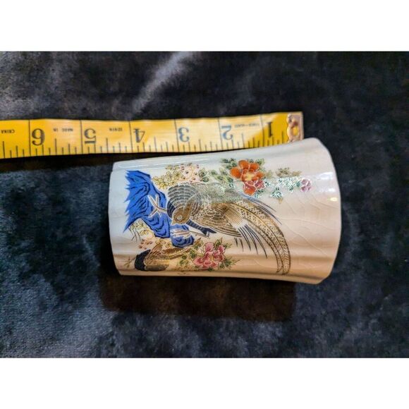 Vintage Japan Gold guild rim vase or cop 4.5 in in height - Picture 3 of 7